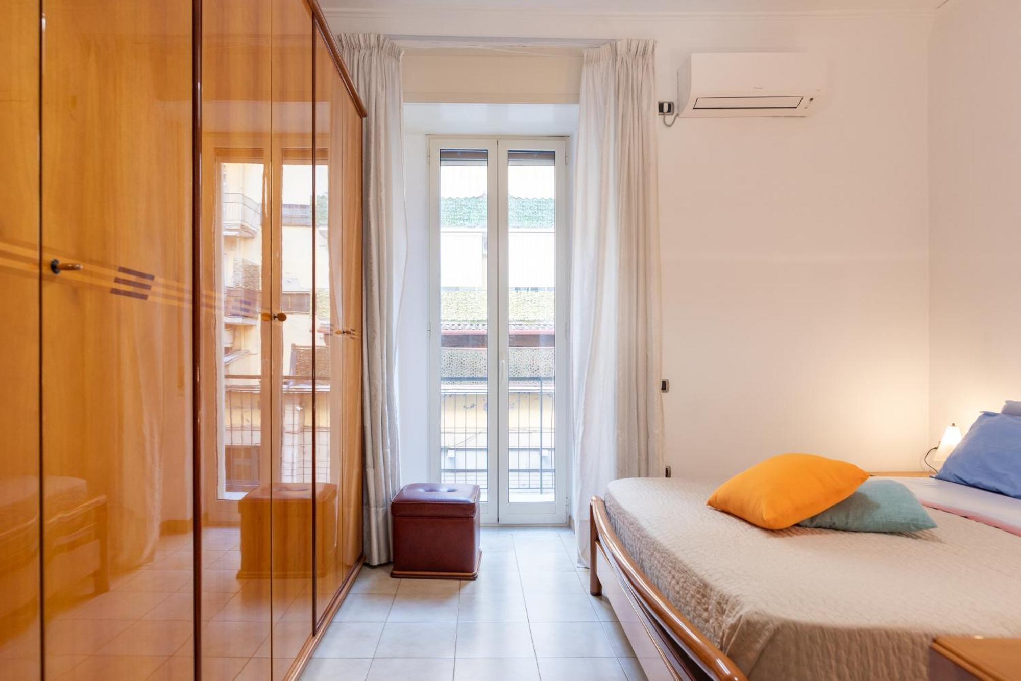 Am Apartment Napoli - Tra Il Centro E La Stazione Centrale 外观 照片